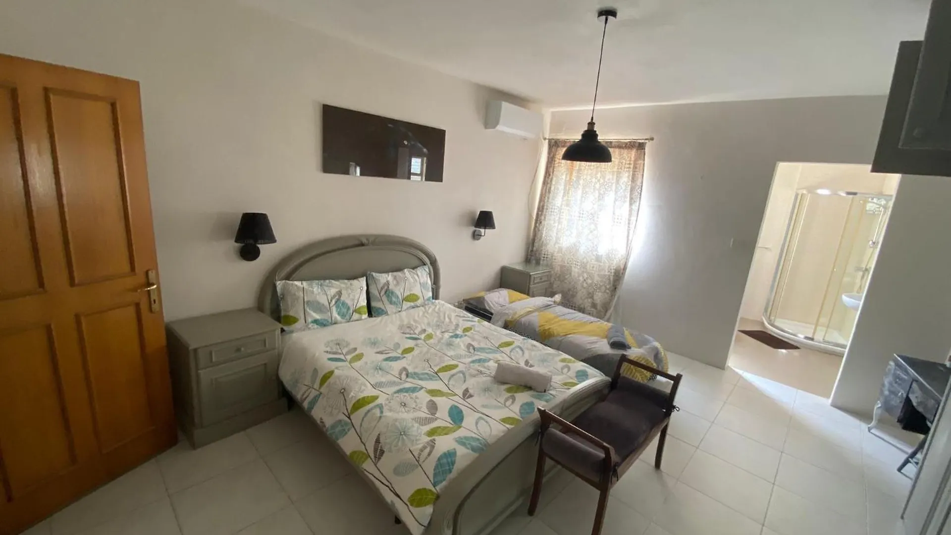 St Julians Balutta Bay Huge Flat! -2Min From Seafront Daire Saint Julian's 0*,