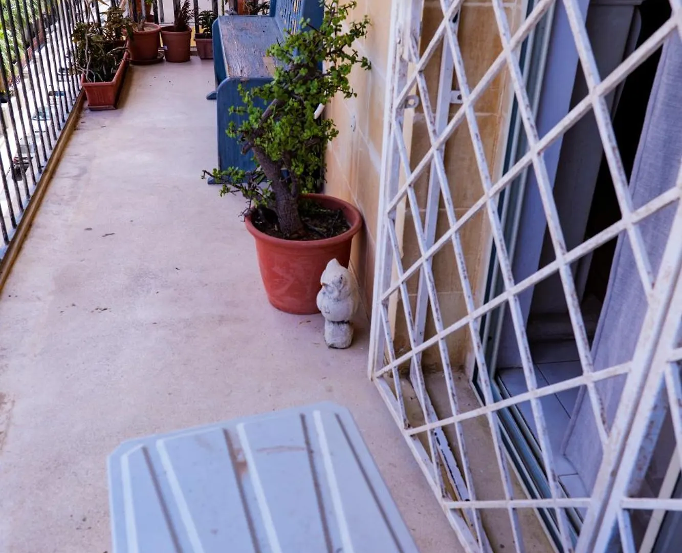 St Julians Balutta Bay Huge Flat! -2Min From Seafront Daire Saint Julian's Malta